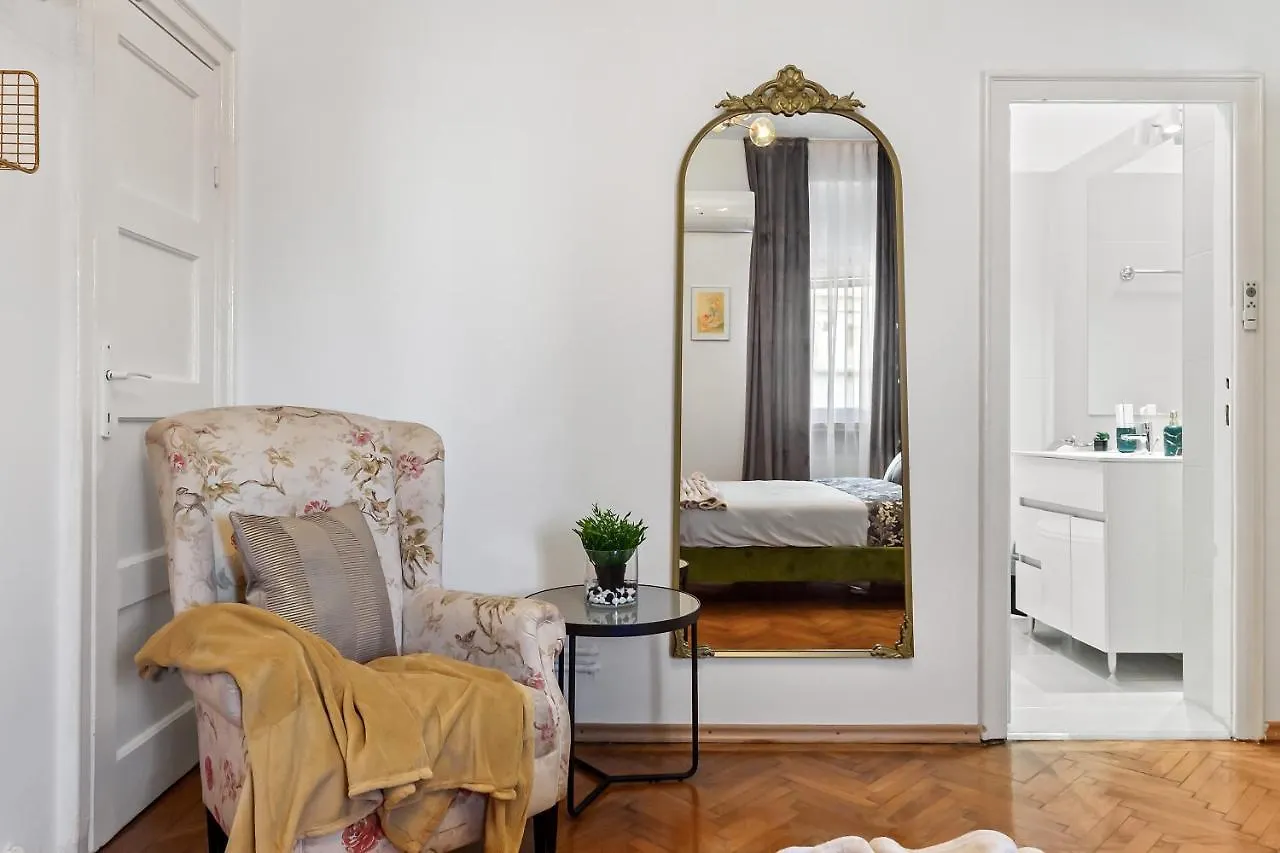 Bucharest Ultracentral Apartments Romania
