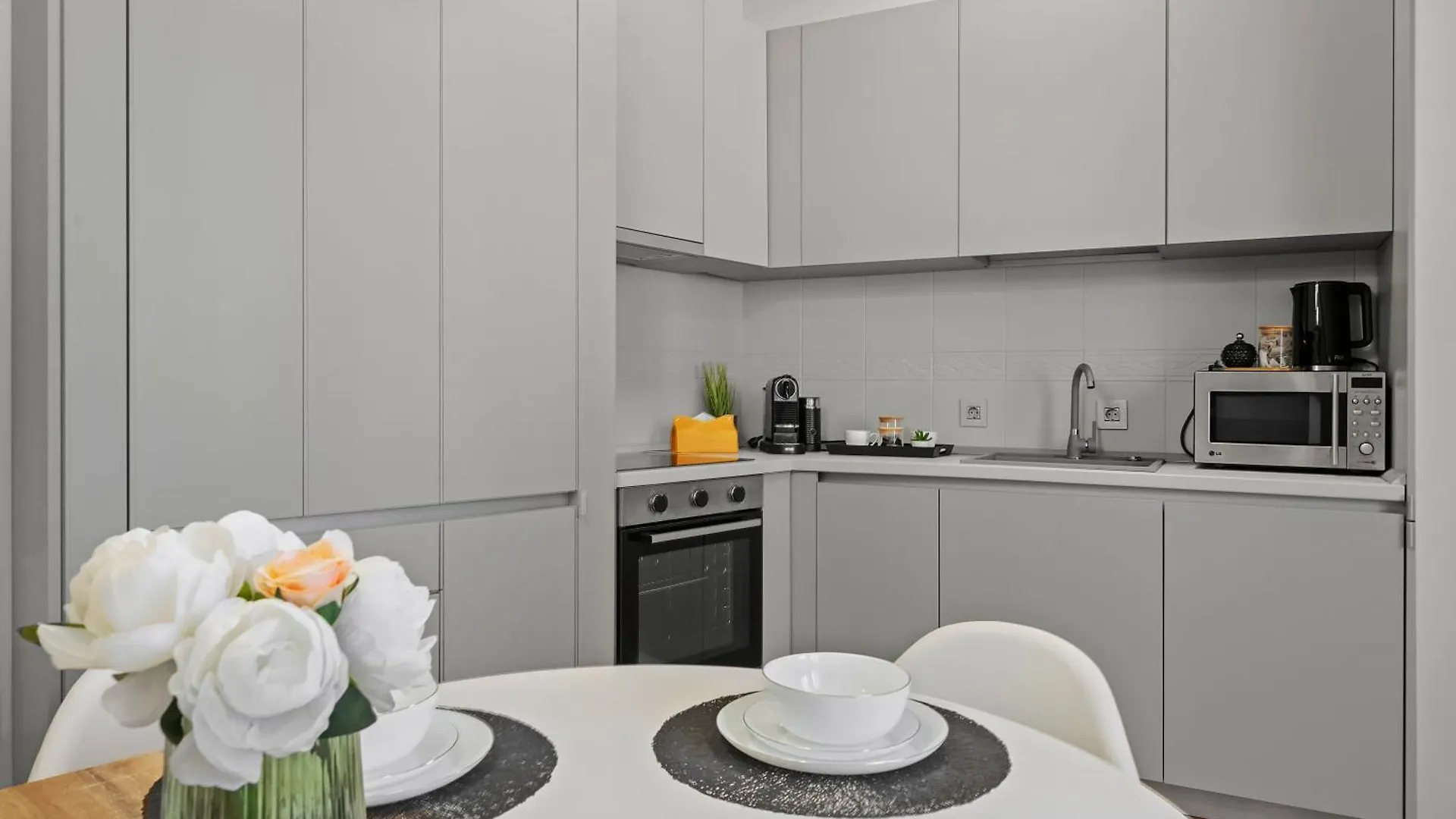 Bucharest Ultracentral Apartments