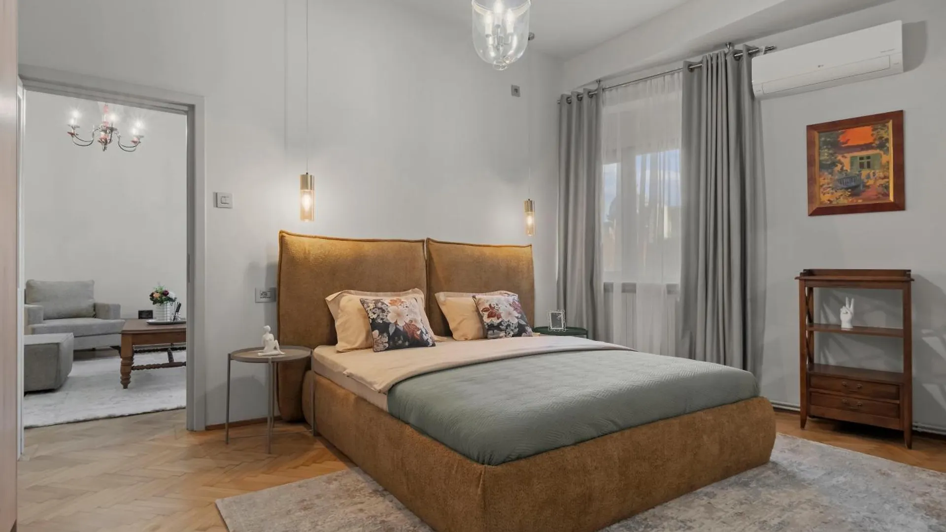 Bucharest Ultracentral Apartments